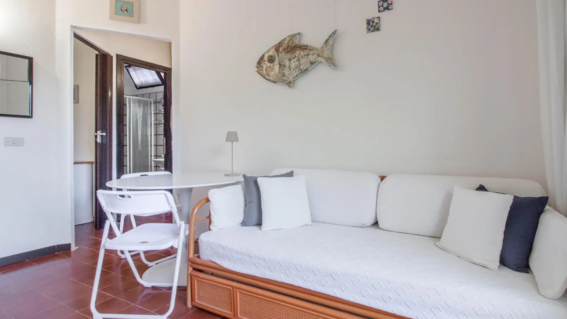 Casa Esmeralda Near The Sea With Patio! Cannigione 0*,